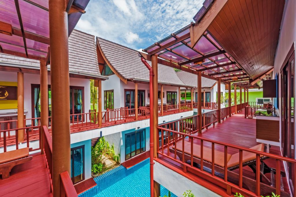 Assada Boutique Hotel Kata Phuket Kültér fotó