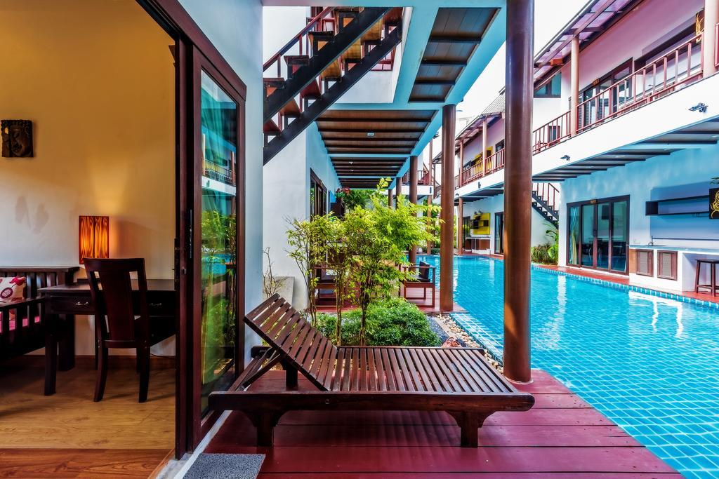 Assada Boutique Hotel Kata Phuket Szoba fotó