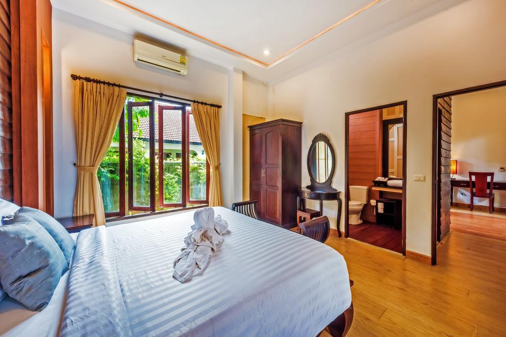 Assada Boutique Hotel Kata Phuket Szoba fotó