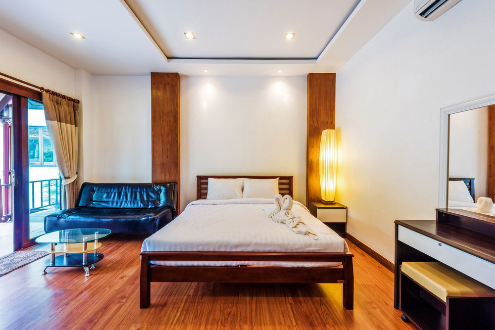 Assada Boutique Hotel Kata Phuket Kültér fotó