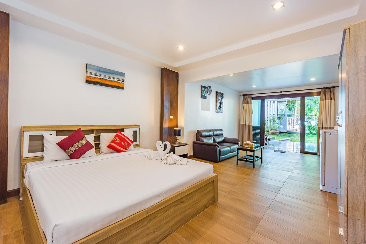 Assada Boutique Hotel Kata Phuket Kültér fotó