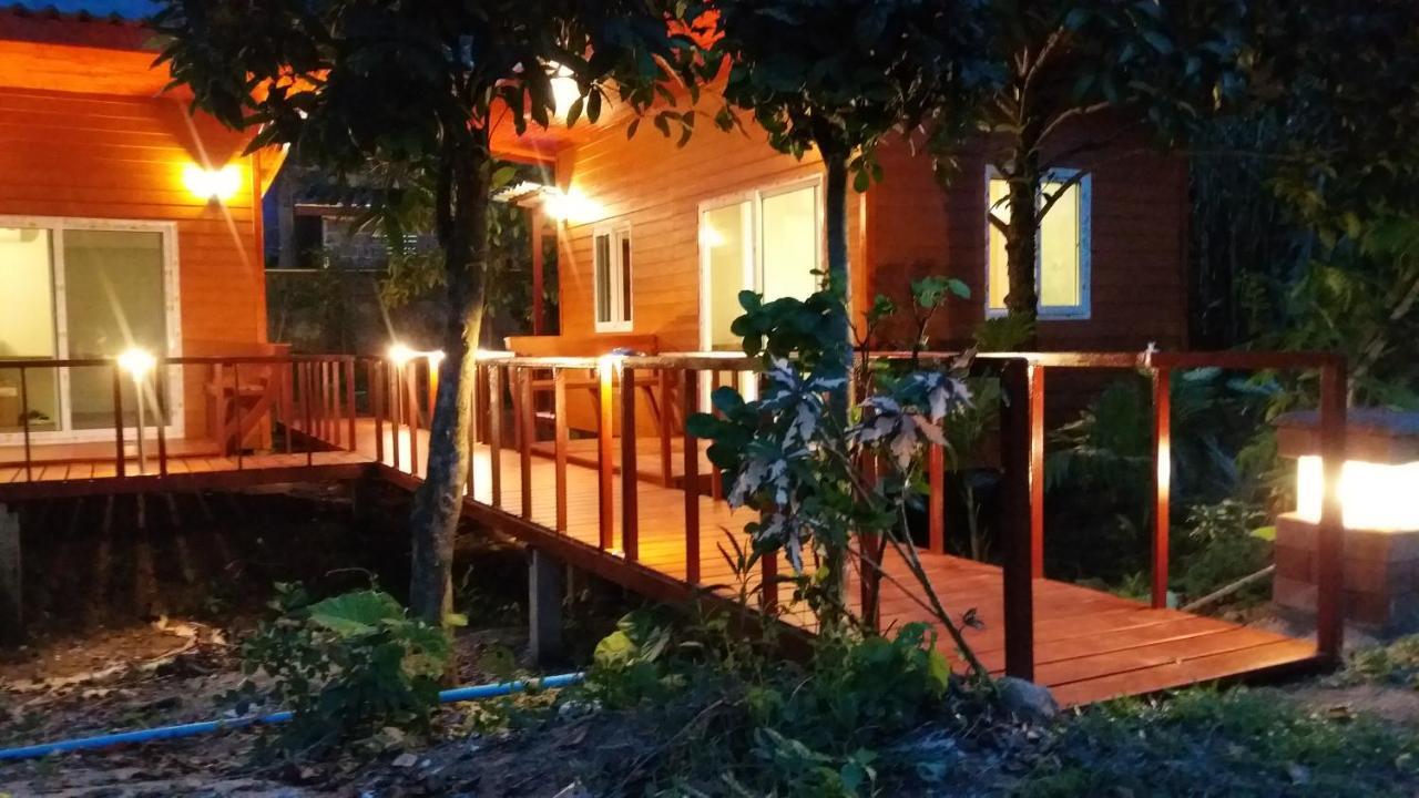 Assada Boutique Hotel Kata Phuket Kültér fotó